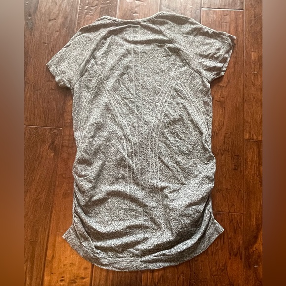 Athleta Speedlight Heathered Tee - Picture 3 of 6